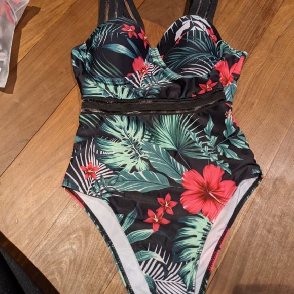 Shein bathing suits - Picture 7 of 9